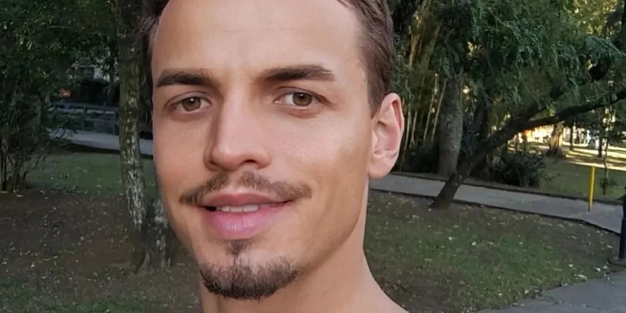 É com pesar que comunicamos o falecimento do jovem João Alberto Roth Gomes aos 29 anos.
