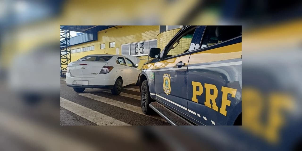 PRF aborda carro com débitos que superam o dobro do seu valor no Paraná