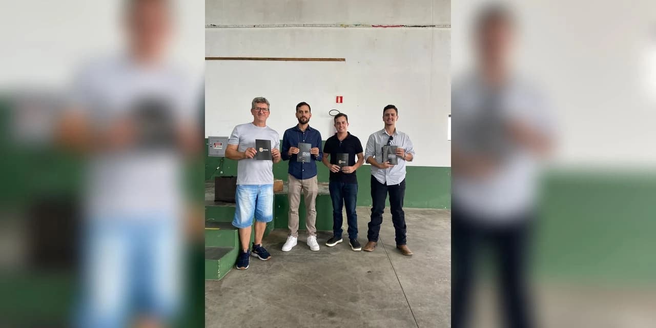 A PCPR e o CONSEG,distribuiu mais 100 cartilhas de prevenção ao crime de estelionato em Teixeira Soares