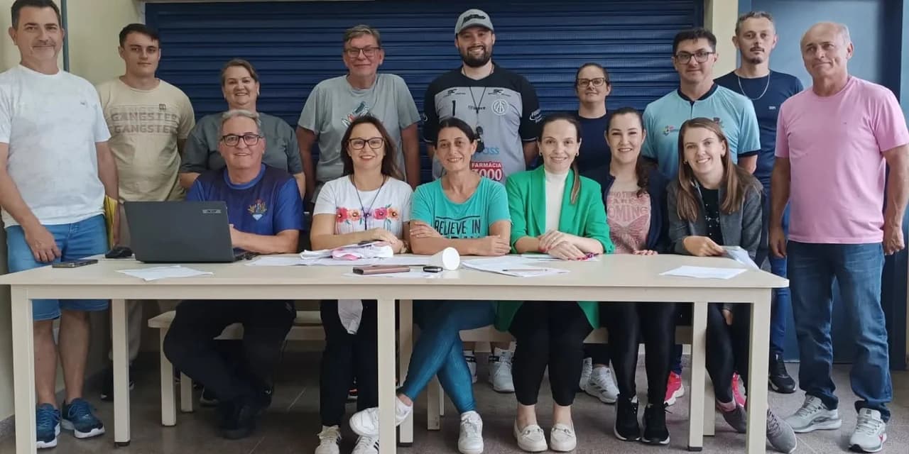 Prudentópolis dá início aos 72º Jogos Escolares do Paraná, fase municipal