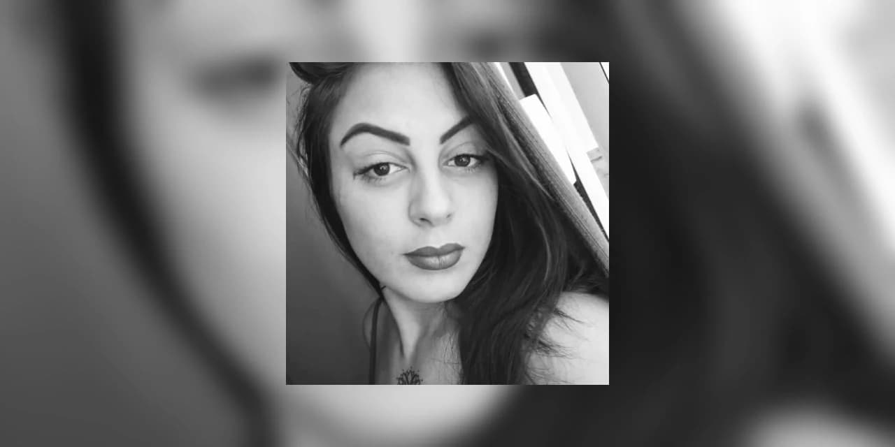 Mulher é encontrada morta dentro de carro em Rebouças; há suspeita de disparos de arma de fogo