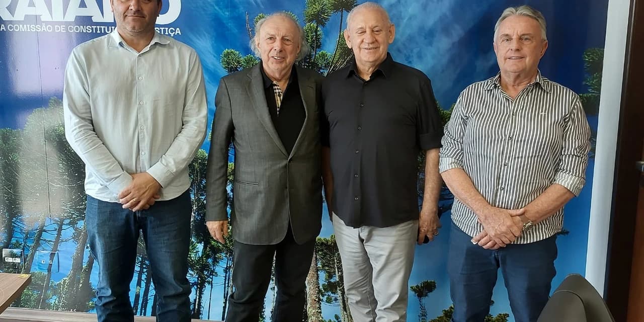 Traiano fala das conquistas para o município de Prudentópolis e destaca o trabalho do prefeito Adelmo.