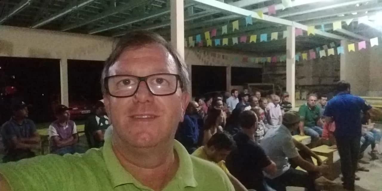 TCE-PR determina que vice-prefeito de Ivaí se afaste de sua função de técnico agrícola no IDR-Paraná durante mandato; ele recorreu da decisão