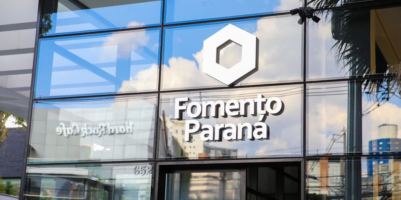 Ratinho Junior sanciona lei que autoriza captação de US$ 50 milhões para micro e pequenas empresas