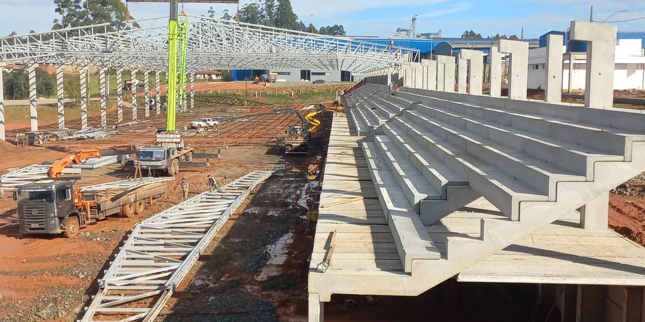 Prefeito Adelmo fala sobre o andamento das obras da Arena Multiuso. VÍDEO!