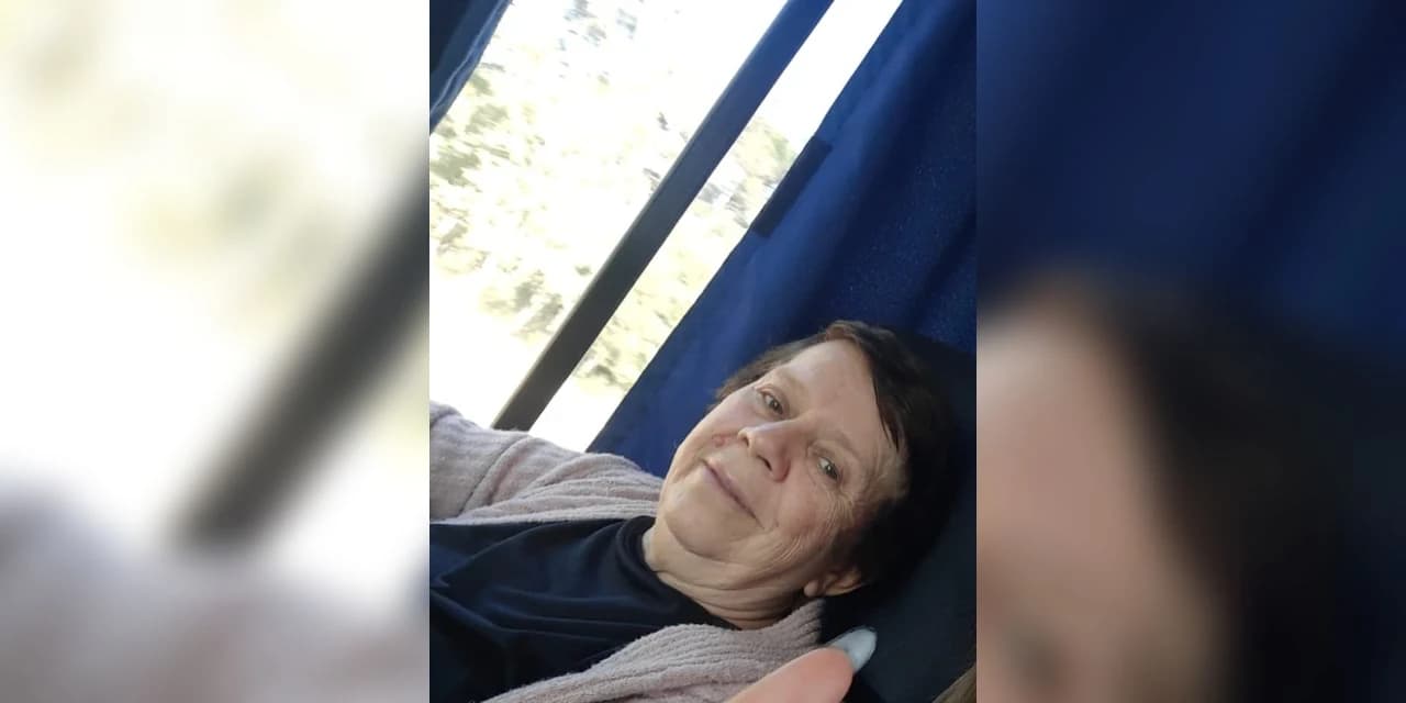 É com pesar que a Funerária São João e o Plano UNI PAZ, comunicam o falecimento da Sra. Catarina Vosniak.