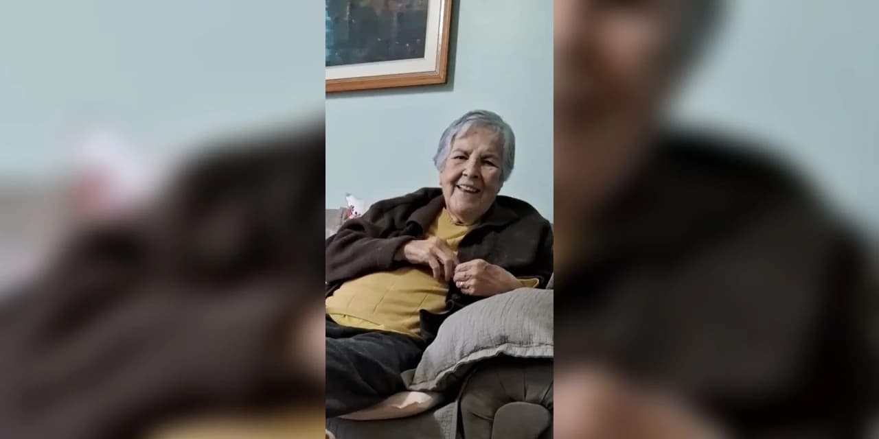 É com pesar que comunicamos o falecimento da Sra. Vitalina Prates Novakoski, aos 83 anos de idade.