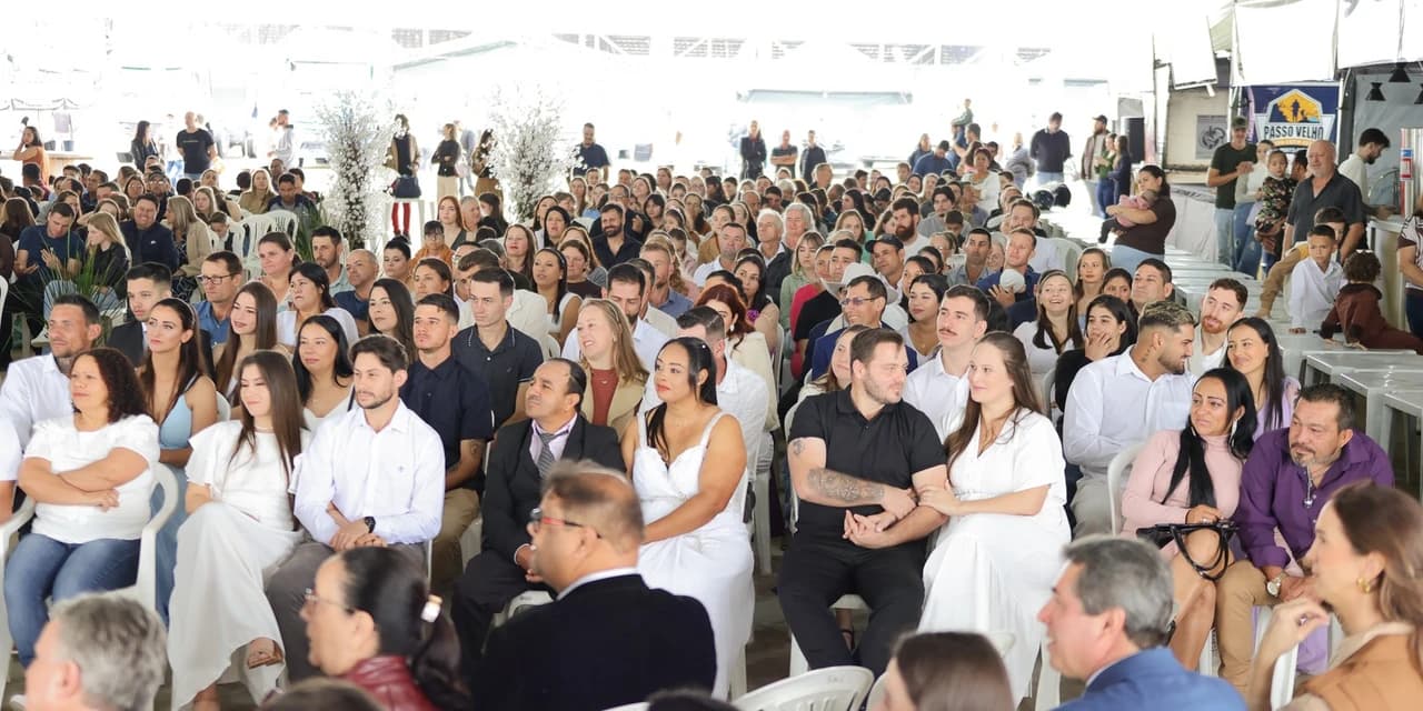 Casamento Coletivo celebra a união de 67 casais durante a XV Fenafep