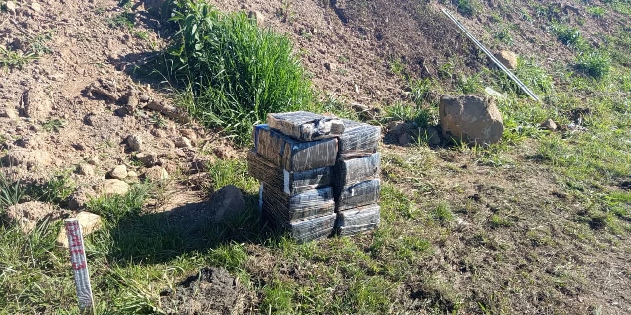 Policia Militar Ambiental apoia Polícia Federal na prisão de suspeito com aproximadamente 300 kg de maconha