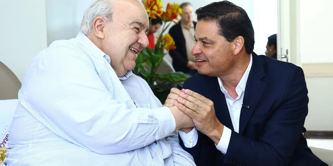 Com selo de Ratinho Junior e início da propaganda eleitoral, Sandro Alex reduz distância de Sergio Moro na disputa pelo Palácio Iguaçu