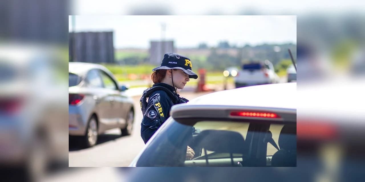PRF reforça fiscalização nas rodovias federais do Paraná durante feriado de Nossa Senhora Aparecida