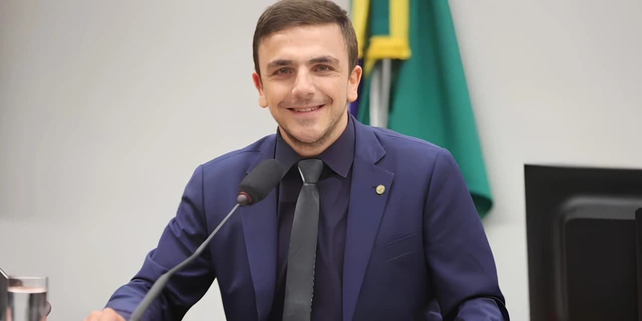 Aliel celebra aprovação do fim da escala 6x1: ‘Dignidade para milhões de brasileiros’