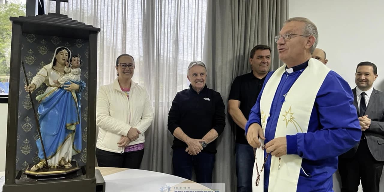 Imagem peregrina de Nossa Senhora de Belém percorre Prudentópolis